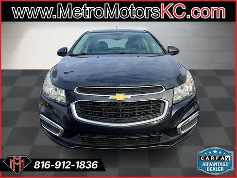 Used 2016 Chevrolet Cruze LT FWD image 9