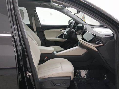 New 2025 Audi Q5 Premium Plus image 30