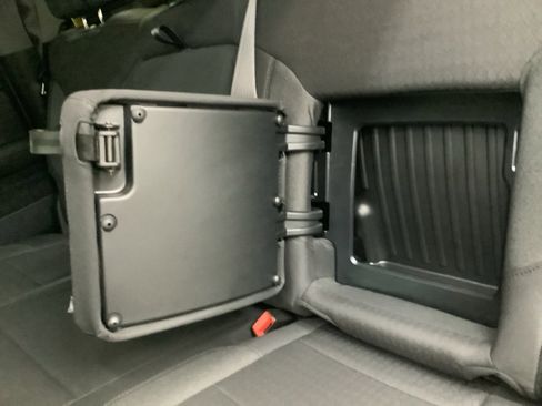 New 2026 GMC Sierra 2500 SLE w/ Preferred Package image 31