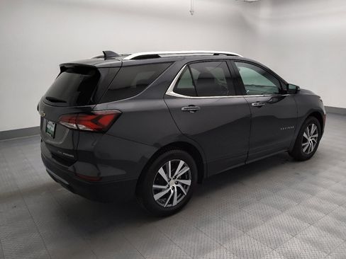 Used 2022 Chevrolet Equinox Premier AWD/4WD image 10