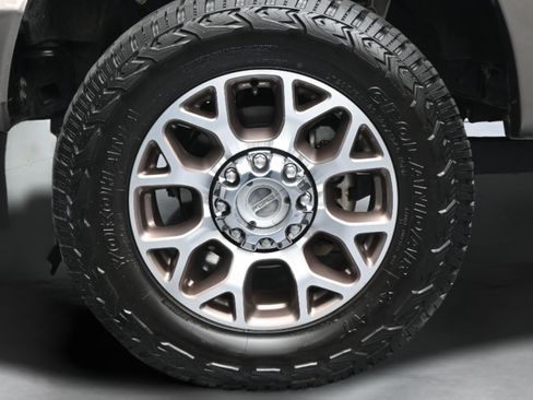 Used 2022 Ford F250 King Ranch w/ King Ranch Ultimate Package AWD/4WD image 10