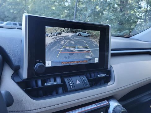 Certified 2025 Toyota RAV4 XLE Premium image 25