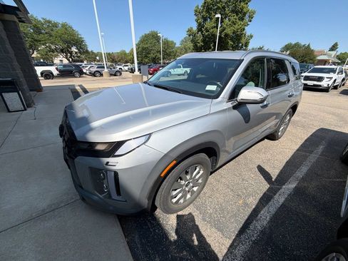Used 2025 Hyundai Palisade SEL AWD/4WD image 2