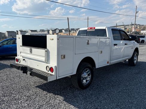 Used 2016 RAM 2500 SLT w/ Protection Group AWD/4WD image 3