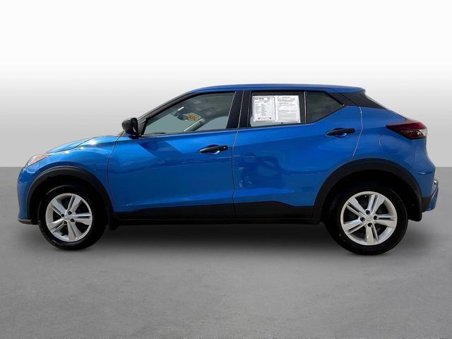 Certified 2025 Nissan Kicks Play S FWD image 4