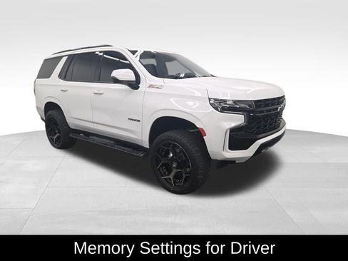 Used 2024 Chevrolet Tahoe Z71 w/ Luxury Package image 18