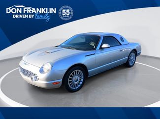 Used 2004 Ford Thunderbird video 1