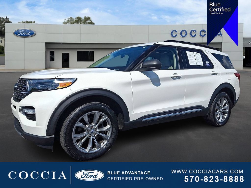 Certified 2023 Ford Explorer XLT w/ Equipment Group 202A AWD/4WD image 1