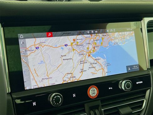 New 2026 Porsche Macan Turbo image 16