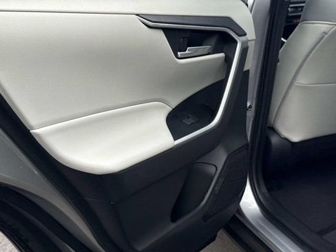Certified 2023 Toyota RAV4 XLE Premium FWD image 9