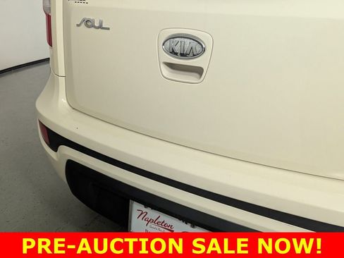 Used 2012 Kia Soul FWD image 8