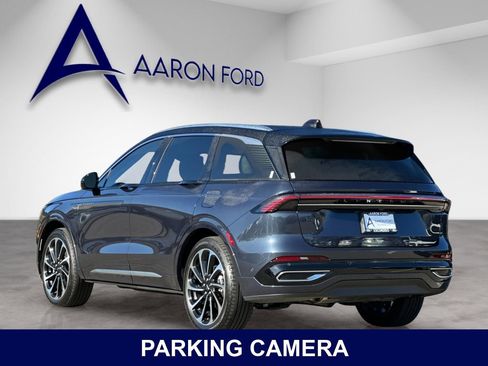 Used 2024 Lincoln Nautilus Black Label AWD/4WD image 4