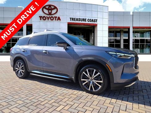 Used 2022 INFINITI QX60 Sensory w/ Cargo Package image 1