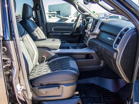 New 2025 RAM 2500 Big Horn AWD/4WD image 20