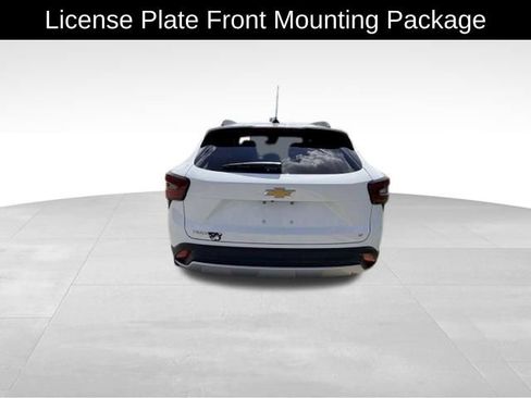 Certified 2026 Chevrolet Trax LT w/ LT Convenience Package FWD image 6
