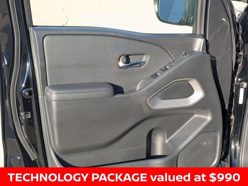 Certified 2024 Nissan Frontier SL w/ Technology Package image 25