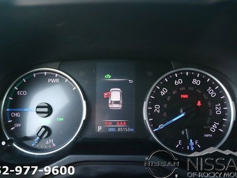 Used 2020 Toyota RAV4 XLE image 20