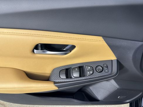 New 2025 Nissan Sentra SV w/ SV Premium Package image 21