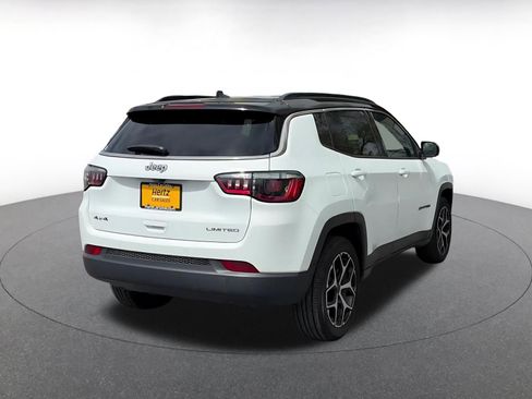 Used 2025 Jeep Compass Limited image 14