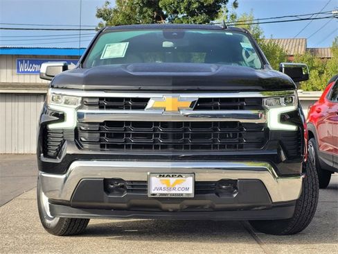 Used 2024 Chevrolet Silverado 1500 LT w/ Protection Package image 3