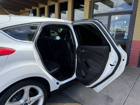 Used 2012 Ford Focus Titanium image 26
