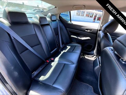Used 2022 Nissan Altima 2.5 SR FWD image 24