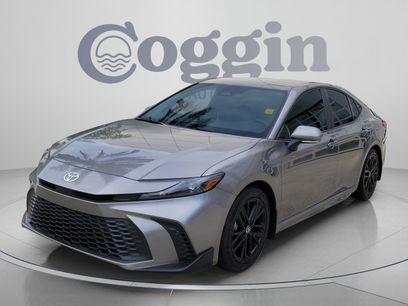 Used 2025 Toyota Camry SE