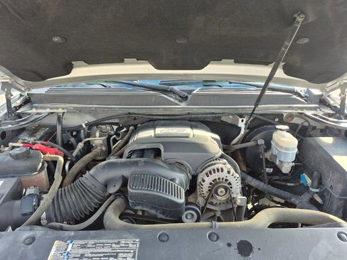 Used 2010 GMC Yukon SLE w/ Convenience Package image 25