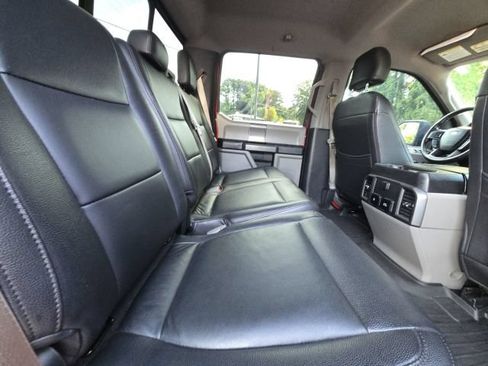 Used 2017 Ford F150 XLT w/ Equipment Group 302A Luxury RWD image 13