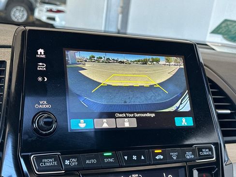 Used 2023 Honda Odyssey Sport image 19