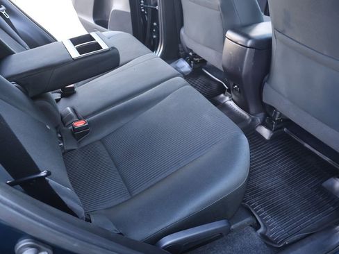 Used 2018 Toyota RAV4 LE w/ All Weather Liner Package image 27