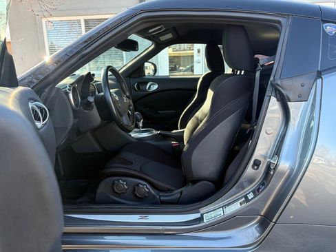 Used 2020 Nissan 370Z Touring w/ Aerodynamics Package image 9