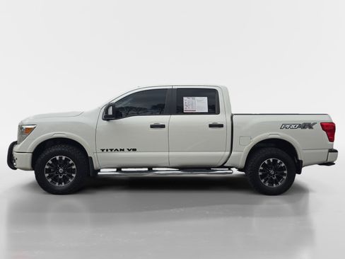 Used 2019 Nissan Titan PRO-4X w/ Pro-4x Convenience Package image 2