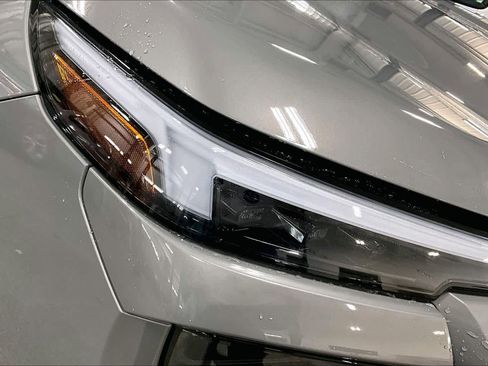 New 2026 Subaru Outback Premium image 13