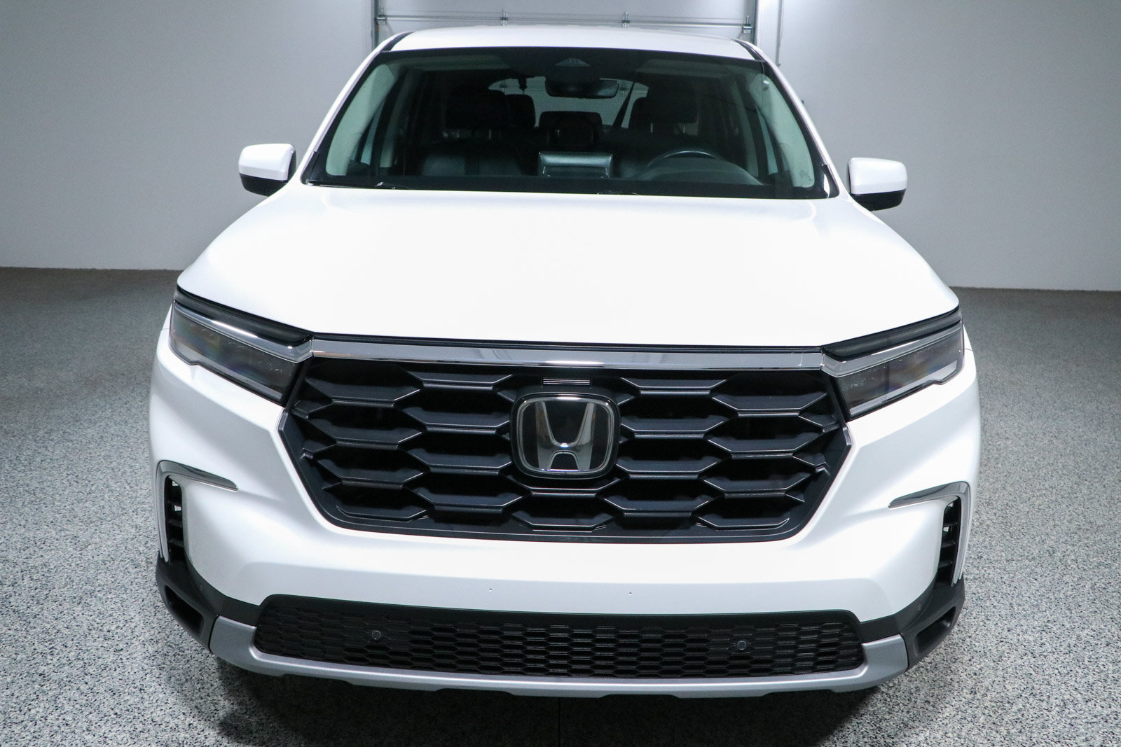 Used 2023 Honda Pilot EX-L image 4