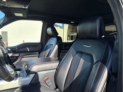 Used 2019 Ford F150 Platinum w/ Equipment Group 701A Luxury image 15