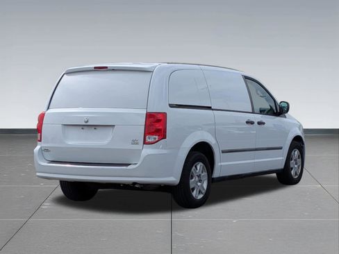 Used 2013 RAM C/V Tradesman FWD image 5