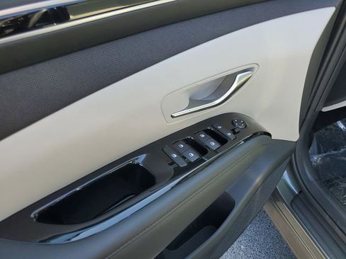 Certified 2024 Hyundai Tucson SEL image 11