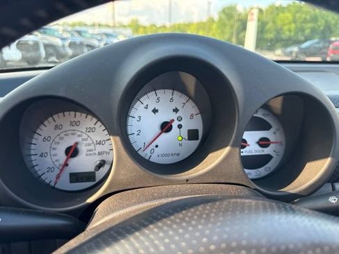 Used 2004 Toyota MR2 RWD image 11