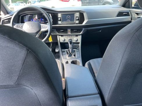Used 2023 Volkswagen Jetta Sport FWD image 16