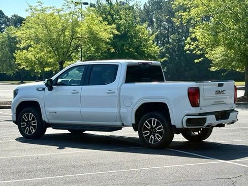 Used 2025 GMC Sierra 1500 AT4 w/ AT4 Premium Package AWD/4WD image 4