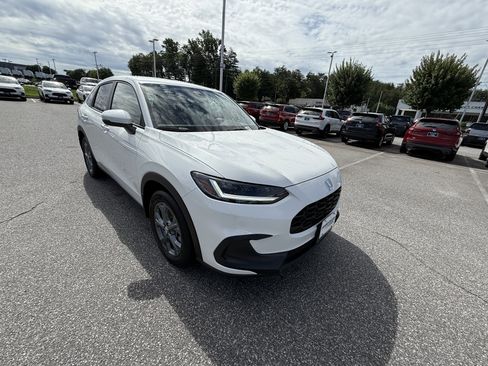 New 2026 Honda HR-V LX image 3