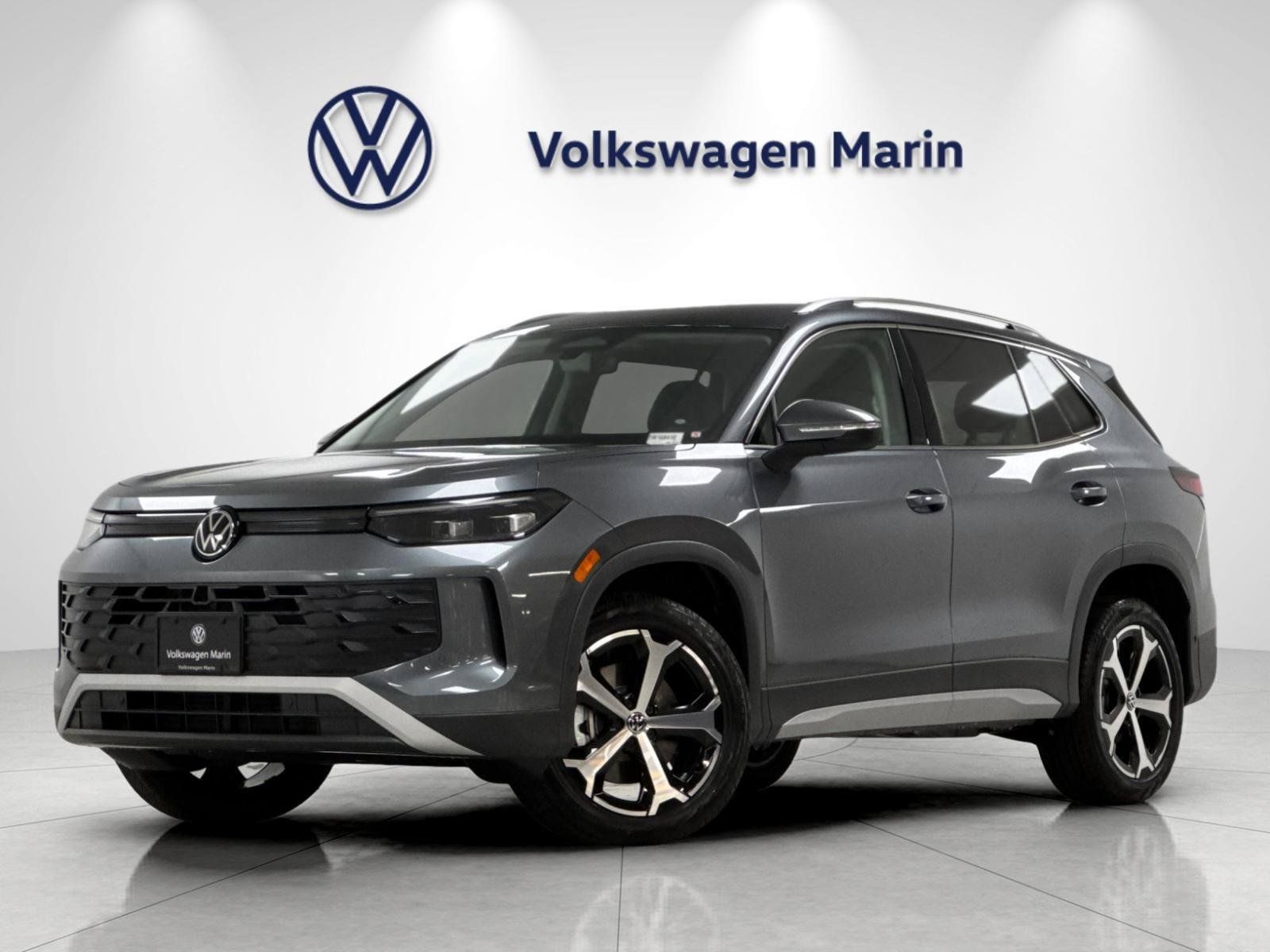 New 2026 Volkswagen Tiguan SE AWD/4WD image 1