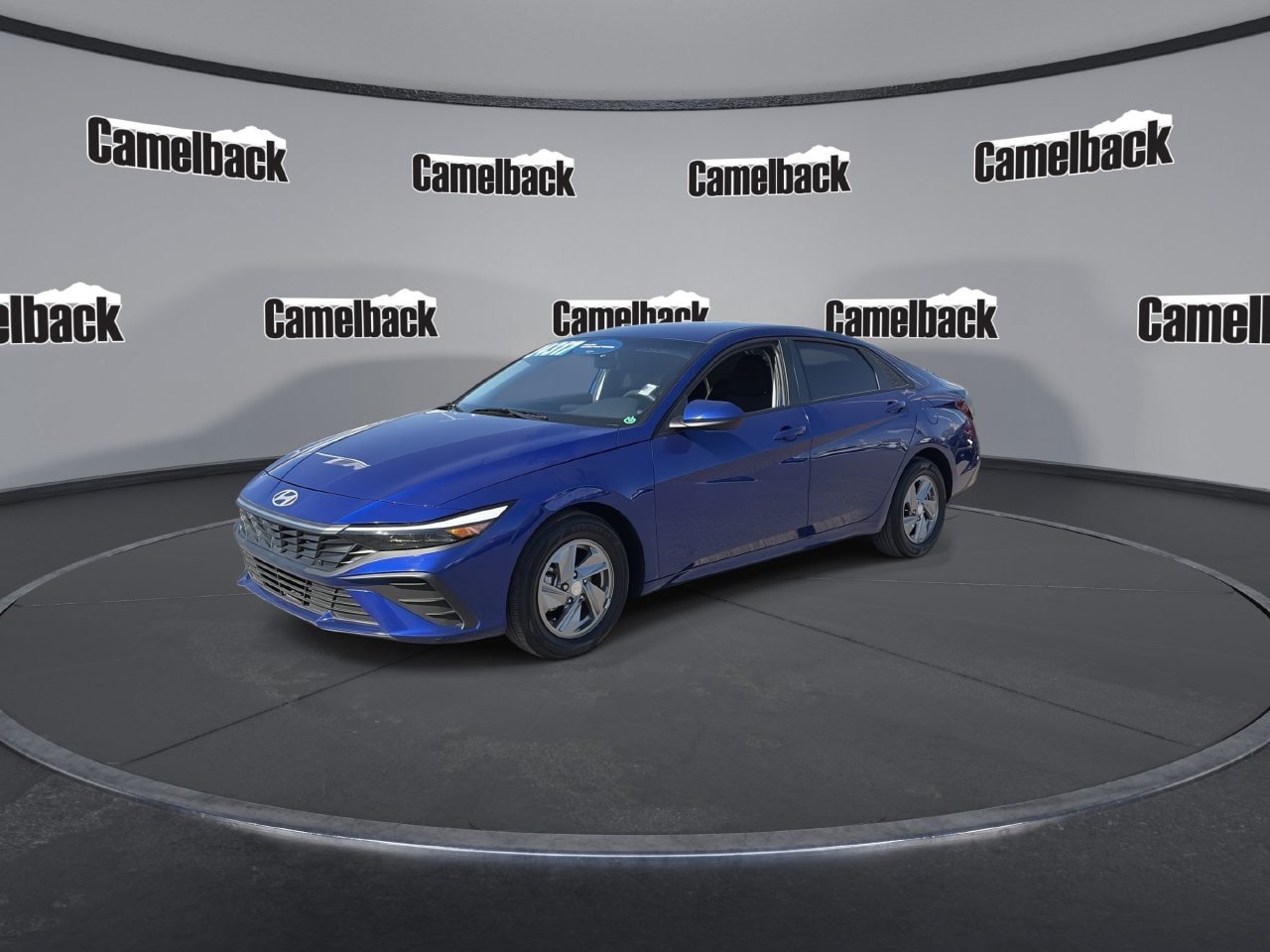 Certified 2025 Hyundai Elantra SE FWD image 3