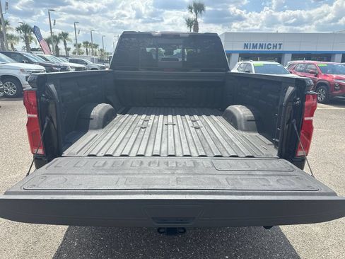 Used 2024 Chevrolet Silverado 2500 High Country w/ High Country Premium Package AWD/4WD image 24