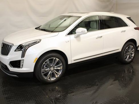 New 2025 Cadillac XT5 Premium Luxury image 2