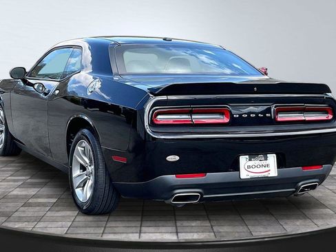 Used 2021 Dodge Challenger SXT RWD image 3