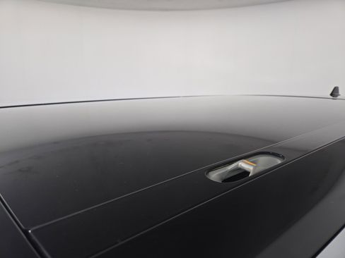 Used 2024 Rivian R1S Adventure image 13