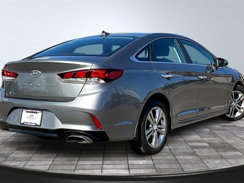 Used 2019 Hyundai Sonata SEL image 2