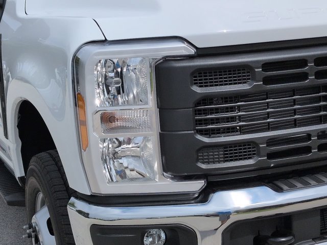 New 2027 Ford F350 XL w/ XL Chrome Package AWD/4WD image 9